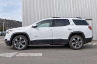 Check out our 2018 GMC Acadia SLT—where comfort meets capability. This SUV is loaded with features i... (image 5)