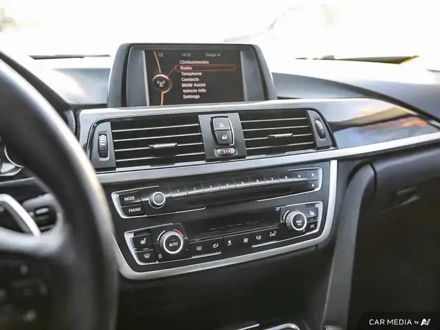 2013 BMW 3 Series 4dr Sdn 335i xDrive AWD in Cars & Trucks in City of Toronto - Image 19