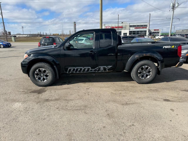 2015 Nissan Frontier PRO-4X, EXT CAB, 4X4, MANUAL, AS IS SPECIAL in Cars & Trucks in London - Image 2