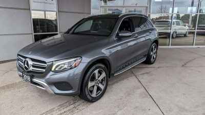 2018 Mercedes-Benz GLC 300 360 Cam, Pano Roof, One Owner