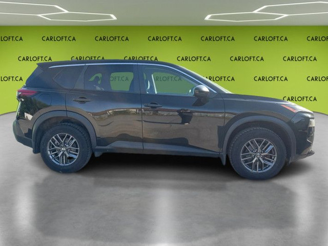 2021 Nissan Rogue S • HEATED SEATS/STEERING • APPLE CARPLAY in Cars & Trucks in Cornwall - Image 4