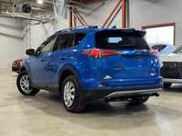 2017 Toyota RAV4 Hybrid LE+/AWD/AC/CAMERA/BLUETOOTH/TOIT/CRUISE/SIEGES CHAUFFANTS/GR ELECT !! 5151 B... (image 5)