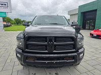 2017 Ram 2500 SLT Crew Cab 4x4 with the 6.4L Hemi V8 and only 88,000kms! Equipped with front bucket... (image 1)