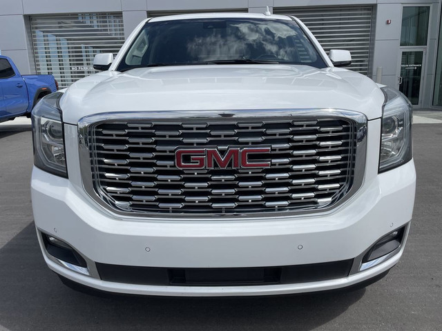 2018 GMC Yukon XL Base in Cars & Trucks in Calgary - Image 2