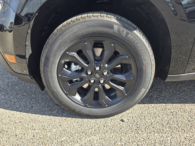 2024 Ford Maverick LARIAT | BLACK APP PKG | MOONROOF | TOW PKG in Cars & Trucks in Calgary - Image 4