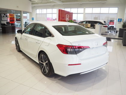 2024 Honda Civic Sedan Touring CVT in Cars & Trucks in Edmonton - Image 3