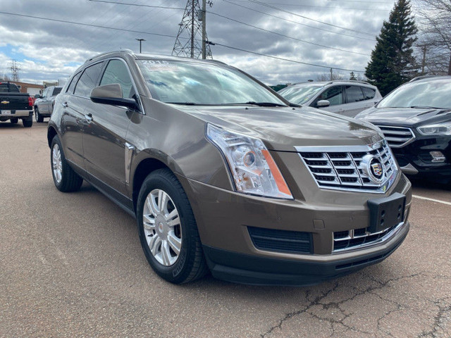 2015 Cadillac SRX Luxury - Sunroof - Leather Seats in Cars & Trucks in Moncton - Image 3