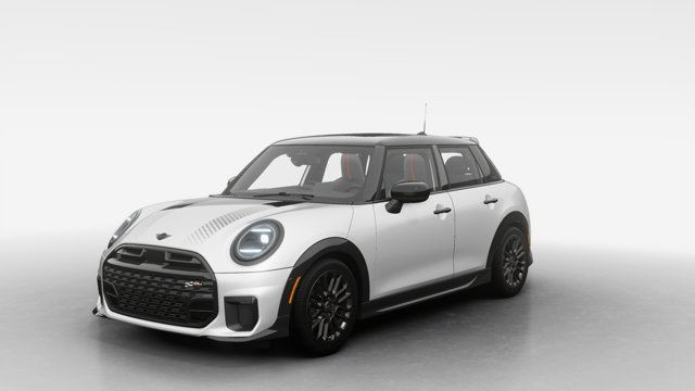 2025 MINI 5 Door Cooper S in Cars & Trucks in Laval / North Shore