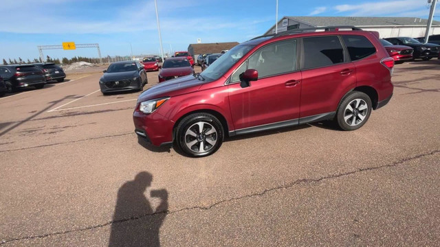 2018 Subaru Forester 2.5i Touring in Cars & Trucks in Moncton - Image 4