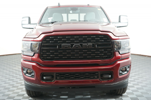 2024 Ram 3500 BIG HORN dans Autos et camions  à Grande Prairie - Image 3