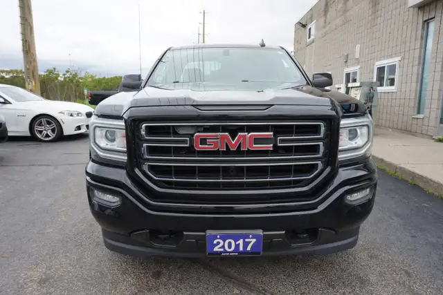 2017 GMC Sierra 1500 in Cars & Trucks in Oakville / Halton Region - Image 3