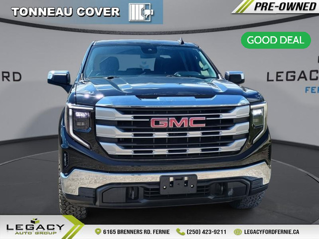 2023 GMC Sierra 1500 SLE Crew Cab, HTD Seats and Wheel in Cars & Trucks in Cranbrook