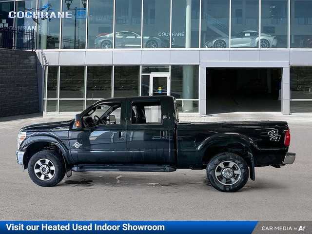 2011 Ford Super Duty F-350 SRW Lariat | Diesel | Front Buckets in Cars & Trucks in Calgary - Image 2