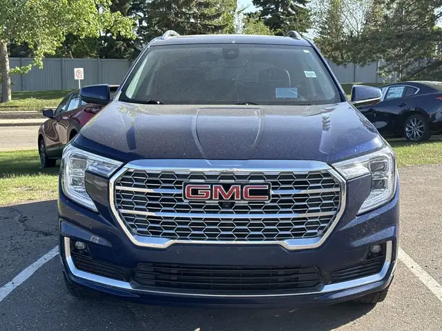 2022 GMC Terrain Denali AWD - Remote Start, OnStar, Cruise Contr dans Autos et camions dans Comté de Strathcona - Image 5