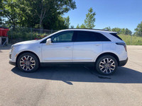 Engine: Gas V6 3.6L L/100Km City: 12.9 L/100Km Hwy: 9.3 Safety Equipment Rear Cross Traffic Alert La... (image 9)