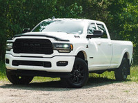 The 2022 RAM 3500 Limited is the perfect combination of power, refinement, and cutting-edge technolo... (image 2)
