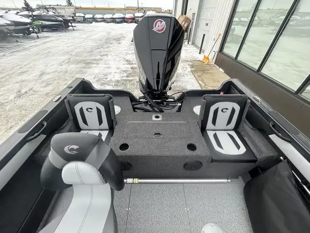 2025 Crestliner 1850 Super Hawk in Powerboats & Motorboats in Saskatoon - Image 7