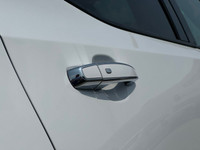 Built in navigation, sunroof, ventilated front seats, leather appointed seating, hands free lift-gat... (image 6)