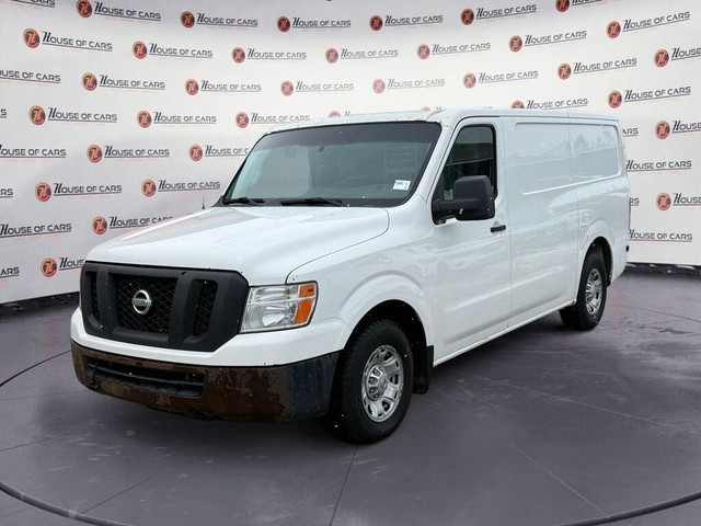2012 Nissan NV 3500 V8 SV in Cars & Trucks in Calgary