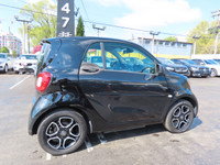 100% CANADIAN VEHICLE Visit Our Website @ EliteLuxuryMotors.ca _____________________________________... (image 9)