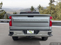 Unleash the power and capability of this 2025 Chevrolet Silverado 1500 LT Crew Cab Pickup, boasting... (image 4)
