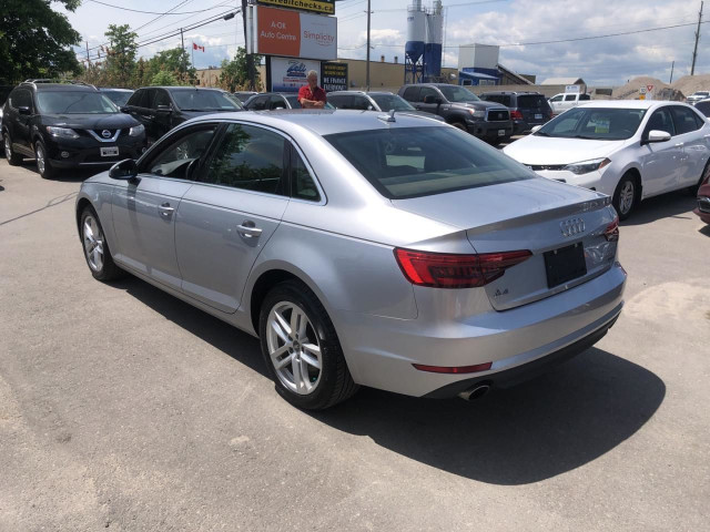 2017 Audi A4 2.0T Komfort 2.0T Komfort Quattro in Cars & Trucks in City of Toronto - Image 3