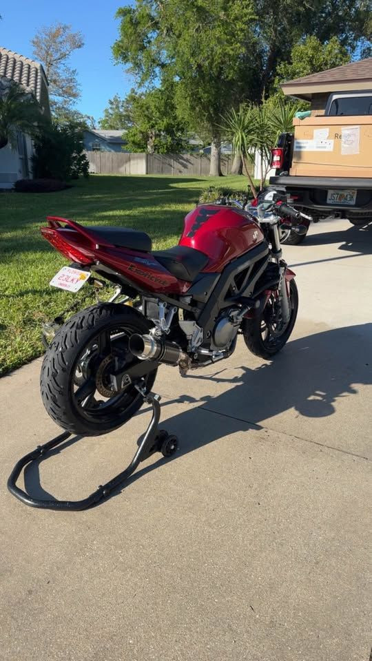 2007 SUZUKI SV650-BURGUNDY! in Street, Cruisers & Choppers in Edmonton - Image 3