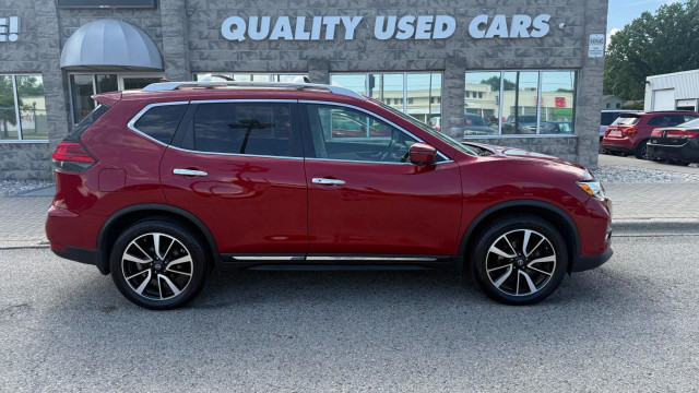 2017 Nissan Rogue SL Platinum in Cars & Trucks in Sarnia - Image 3