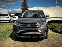 Stock#: 250868AThe 2017 Toyota Highlander Hybrid XLE, specifically for the Canadian market, is a mid... (image 5)