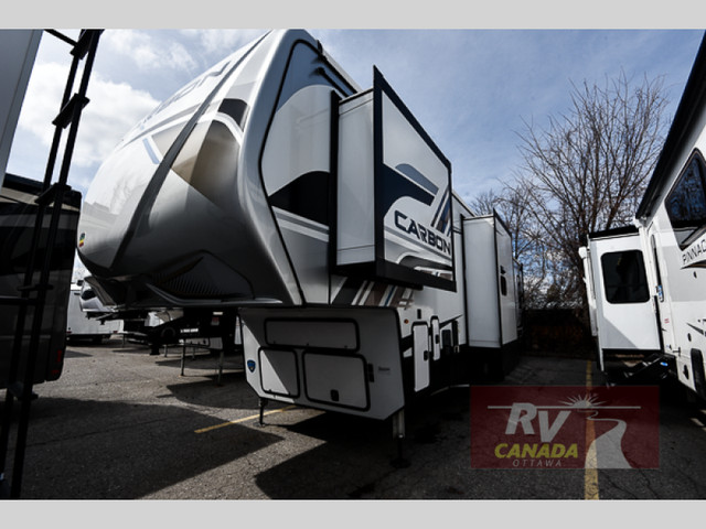 2023 Keystone RV Carbon 398 in Travel Trailers & Campers in Ottawa