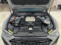 Dealer Certified Pre-Owned. This Audi RS 6 Avant delivers a Twin Turbo Gas/Electric V-8 4.0 L/244 en... (image 8)