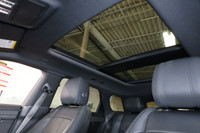 Special Finance Price: $37,999 | Cash Price: $39,499 2020 Land Rover Range Rover Evoque P300 SE - Lo... (image 9)