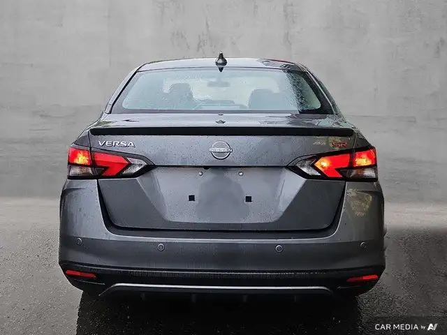 2023 Nissan Versa SR | Apple Car Play | Heated Seats | Wireless dans Autos et camions dans Ottawa - Image 7