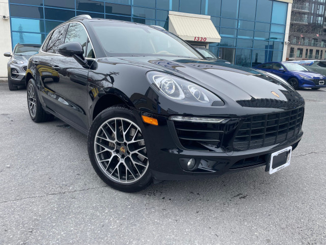 2016 Porsche Macan S 3L S AWD!!! SUNROOF. HEATED SEATS. LEAT... in Cars & Trucks in Ottawa