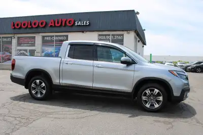 CLEAN CARFAX ACCIDENT FREE WELL MAINTAINED SAFETY INCLUDED LOCAL ONTARIO VECHILE The 2017 Honda Ridg...
