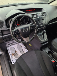 This stylish 2016 Mazda MAZDA5 Touring is a reliable and spacious wagon that's perfect for your dail... (image 9)