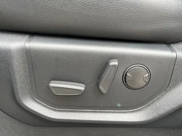 2019 Ford F-150 Lariat in Cars & Trucks in Sarnia - Image 12