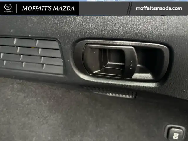 2024 Mazda CX-5 GS SUNROOF - AWD dans Autos et camions dans Barrie - Image 52