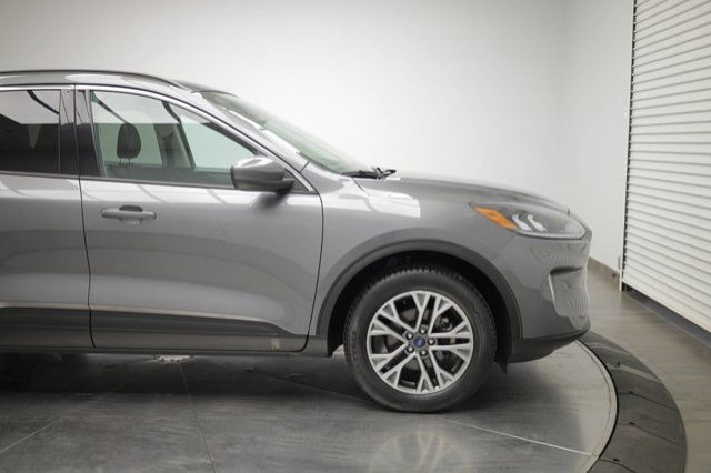 2021 Ford Escape SEL in Cars & Trucks in Calgary - Image 3