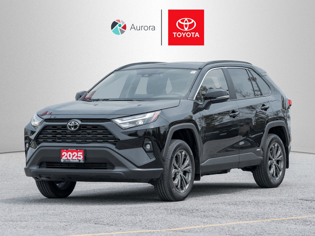 2025 Toyota RAV4 Hybrid XLE XLE Premium, Low Low Kms! in Cars & Trucks in Markham / York Region