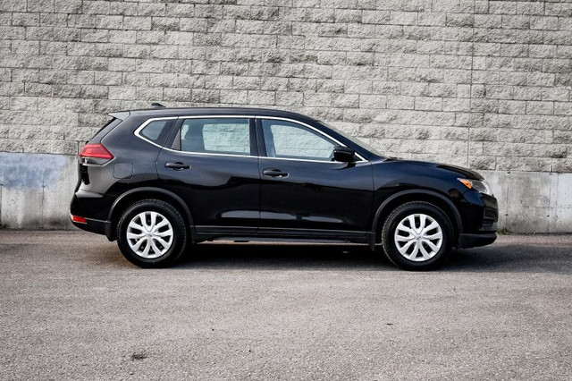 2019 Nissan Rogue FWD S • HEATED SEATS • APPLE CARPLAY • ANDROID in Cars & Trucks in Ottawa - Image 2