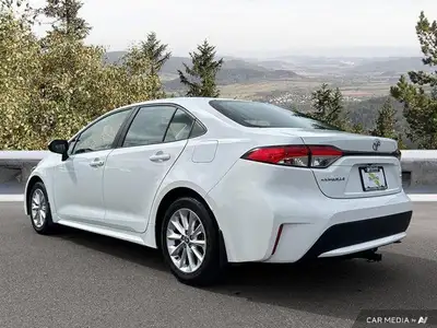 2022 Toyota Corolla LE | Trailering Receiver | Sunroof, View more