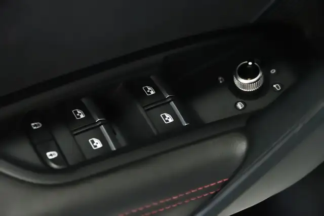 2023 Audi SQ5 Technik  / Black optics / Carplay / 355 HP / Certi in Cars & Trucks in Longueuil / South Shore - Image 14