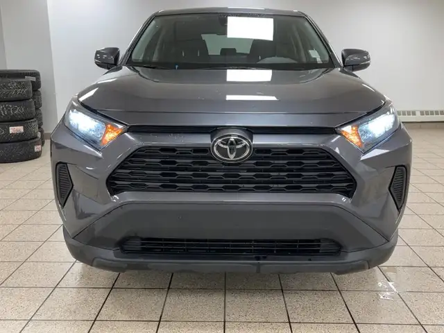 2022 Toyota RAV4 LE in Cars & Trucks in Calgary - Image 5