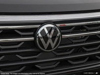 This Volkswagen Atlas delivers a Intercooled Turbo Regular Unleaded I-4 2.0 L/121 engine powering th... (image 9)