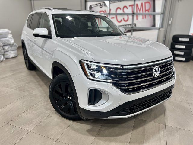 2024 Volkswagen Atlas Highline AWD | Panoramic Roof in Cars & Trucks in Edmonton - Image 3