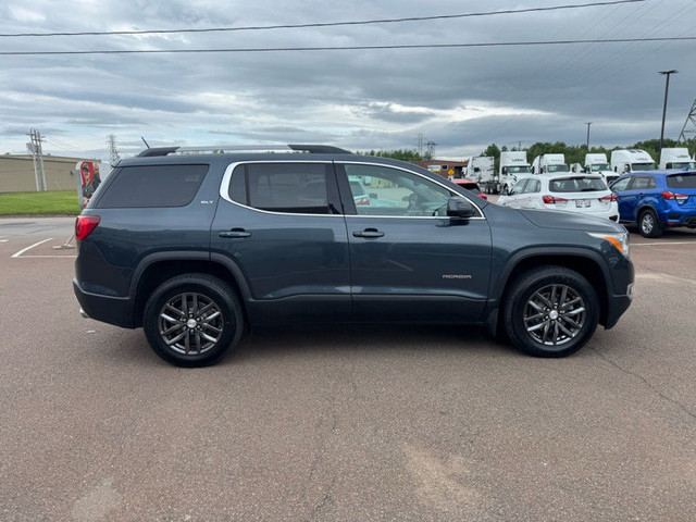 2019 GMC Acadia SLT - Leather Seats - Power Liftgate in Cars & Trucks in Moncton - Image 4