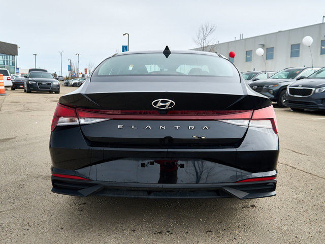 2022 Hyundai Elantra Preferred | BACKUP CAM | BLINDSPOT MONITOR in Cars & Trucks in Edmonton - Image 4