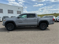 Built tough and ready for adventure, the 2021 Toyota Tacoma is a midsize pickup that blends rugged c... (image 7)