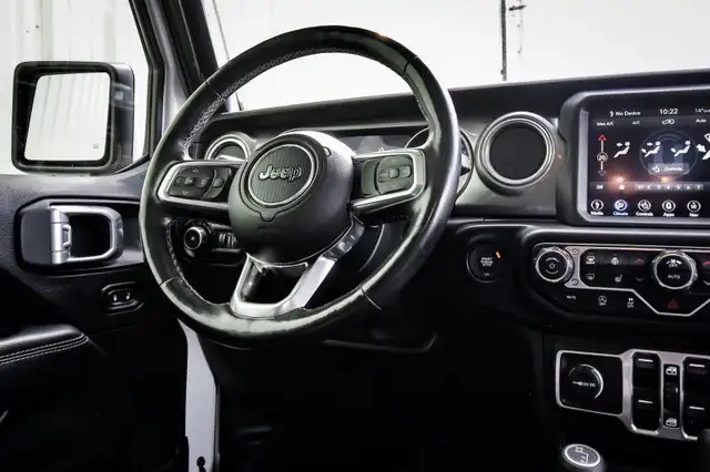 2020 Jeep Wrangler Unlimited Sahara • HEATED SEATS/STEERING • NA in Cars & Trucks in Kingston - Image 16